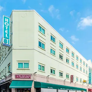 Hotel 81 Tristar ***