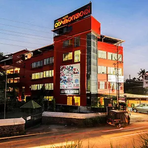 Hotel Oyo 28601 Og'S Kanthari ***